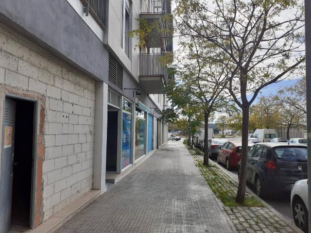 Local comercial en Alquiler en La Girada