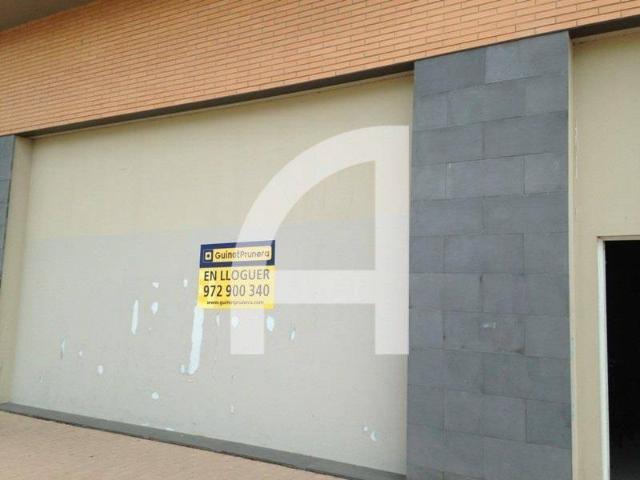 Local comercial en Alquiler en La Devesa
