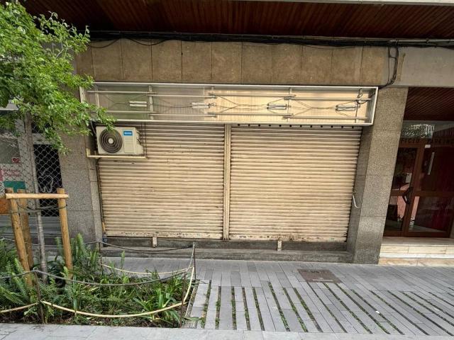 Local comercial en Alquiler en La Llagosta