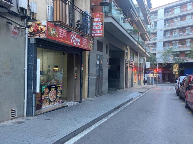 Local comercial en Alquiler en La Maternitat i Sant Ramon