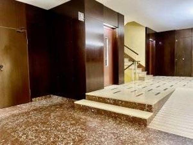 Local comercial en Alquiler en La Maternitat i Sant Ramon