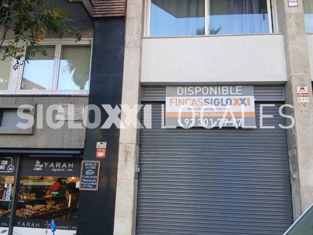 Local comercial en Alquiler en La Maternitat i Sant Ramon