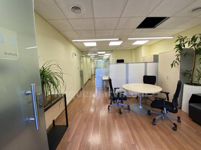Local comercial en Alquiler en La Maternitat i Sant Ramon