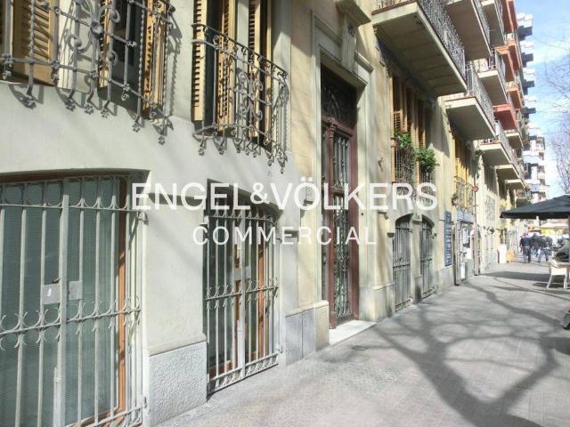 Local comercial en Alquiler en La Nova Esquerra de l'Eixample