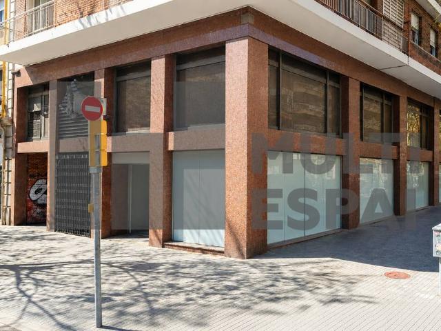 Local comercial en Alquiler en La Nova Esquerra de l'Eixample