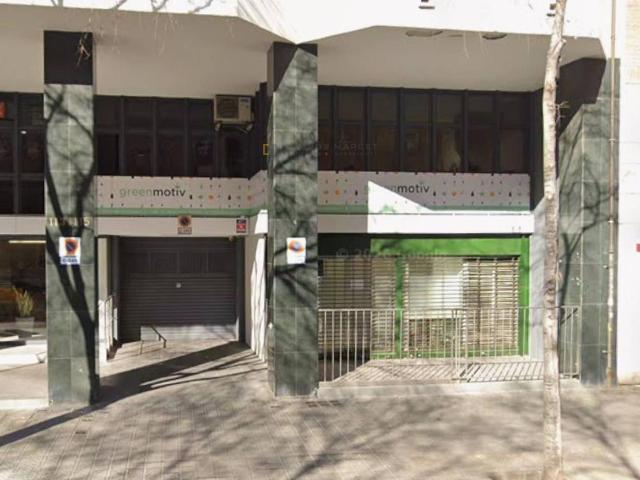 Local comercial en Alquiler en La Nova Esquerra de l'Eixample