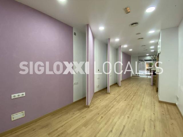 Local comercial en Alquiler en La Nova Esquerra de l'Eixample