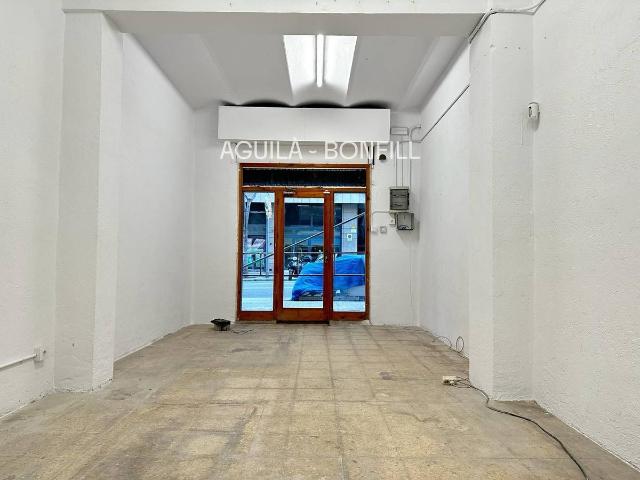 Local comercial en Alquiler en La Nova Esquerra de l'Eixample