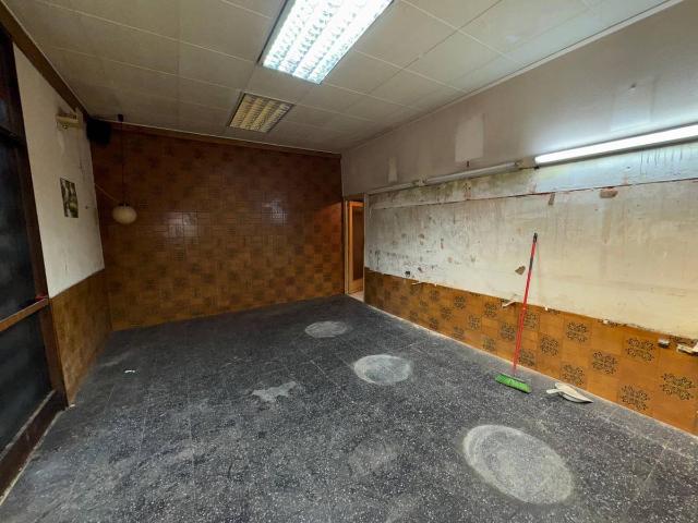 Local comercial en Alquiler en La Nova Esquerra de l'Eixample