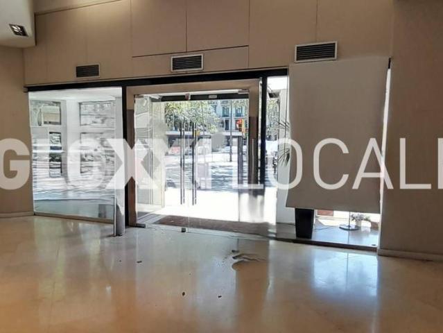 Local comercial en Alquiler en La Nova Esquerra de l'Eixample