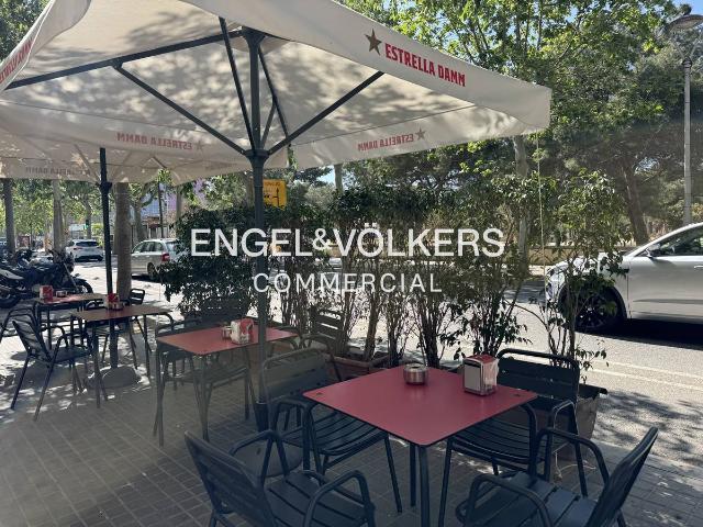 Local comercial en Alquiler en La Nova Esquerra de l'Eixample