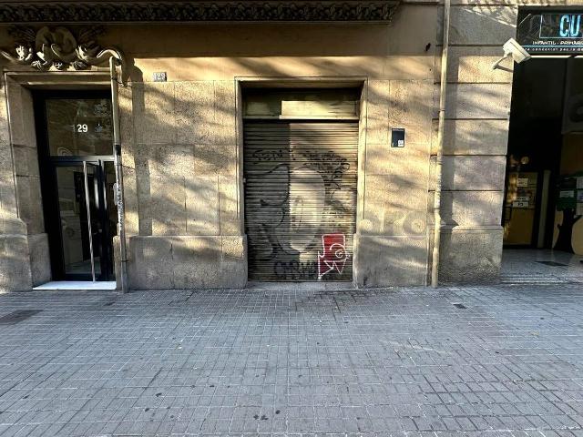 Local comercial en Alquiler en La Nova Esquerra de l'Eixample