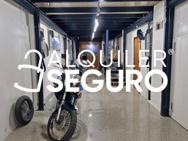 Local comercial en Alquiler en La Nova Esquerra de l'Eixample