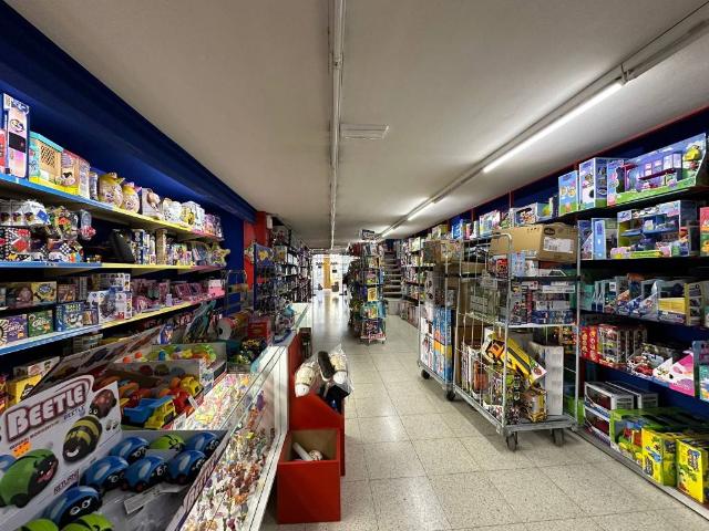 Local comercial en Alquiler en La Nova Esquerra de l'Eixample