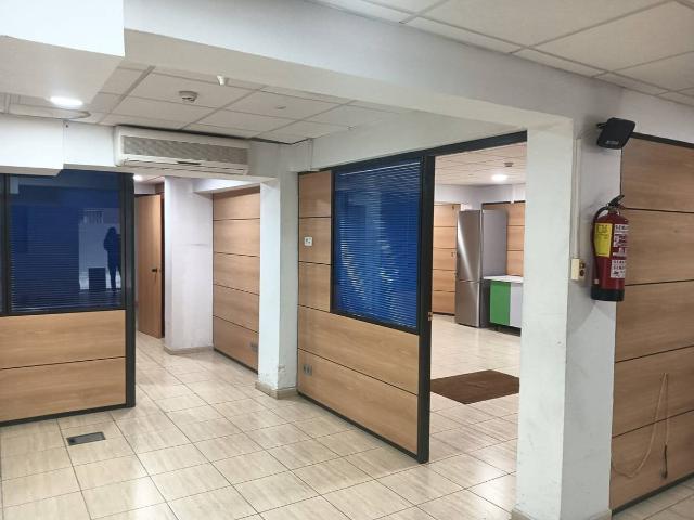 Local comercial en Alquiler en La Salut