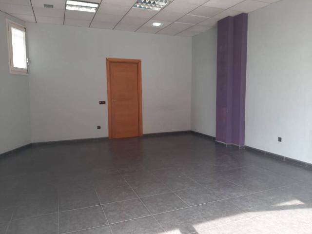 Local comercial en Alquiler en La Selva del Camp
