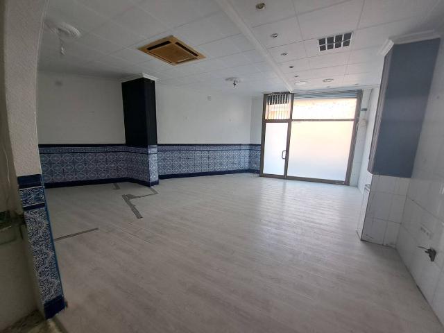 Local comercial en Alquiler en La Serreta