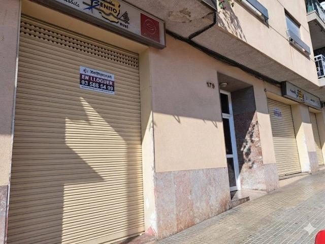 Local comercial en Alquiler en La Serreta