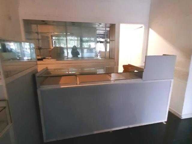 Local comercial en Alquiler en La Verneda i la Pau