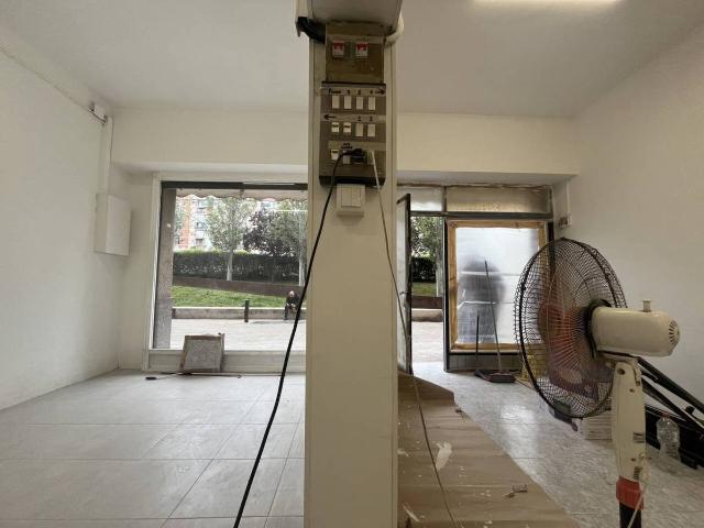 Local comercial en Alquiler en La Verneda i la Pau