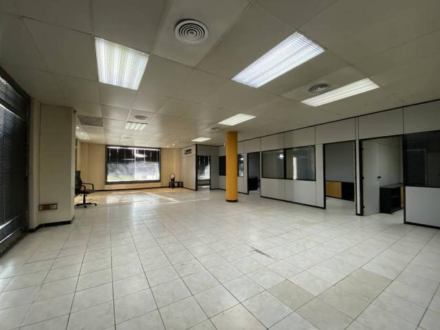 Local comercial en Alquiler en La Vila Olímpica del Poblenou