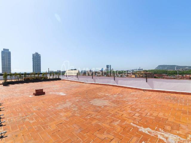 Local comercial en Alquiler en La Vila Olímpica del Poblenou