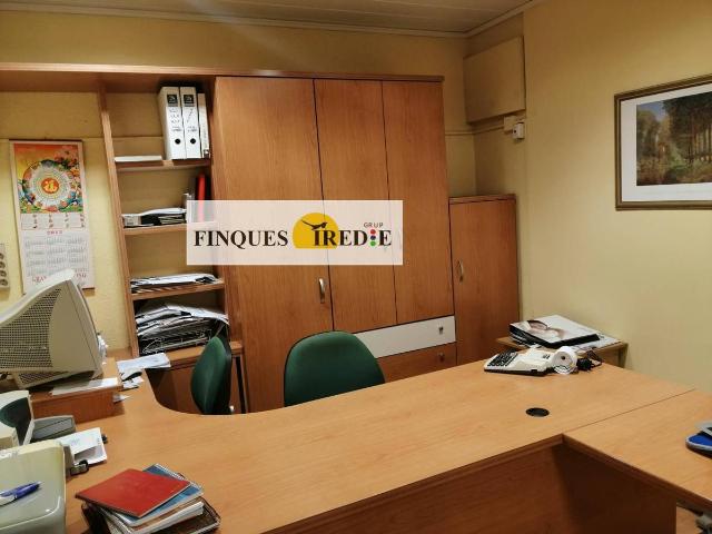 Local comercial en Alquiler en L'Aldea