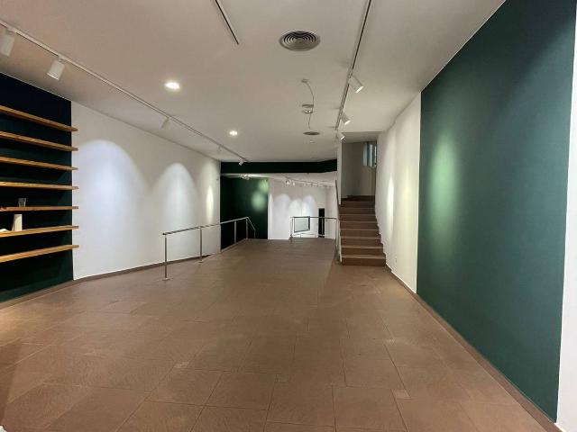 Local comercial en Alquiler en L'Antiga Esquerra de l'Eixample