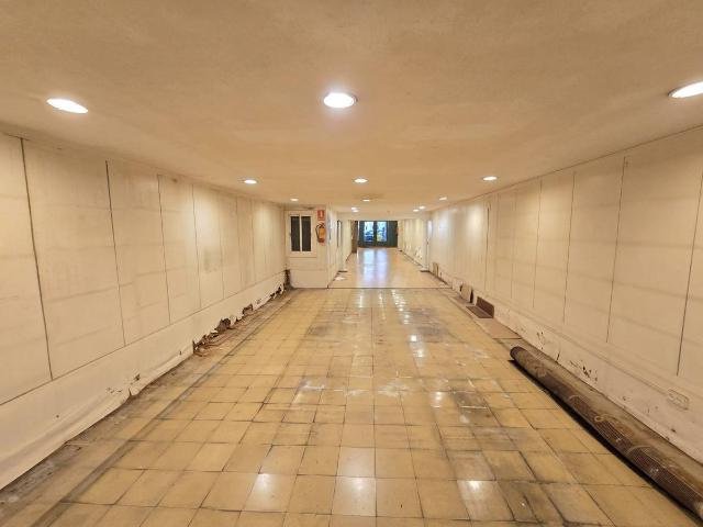 Local comercial en Alquiler en L'Antiga Esquerra de l'Eixample