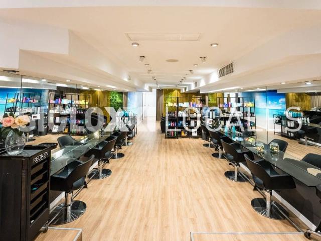 Local comercial en Alquiler en L'Antiga Esquerra de l'Eixample