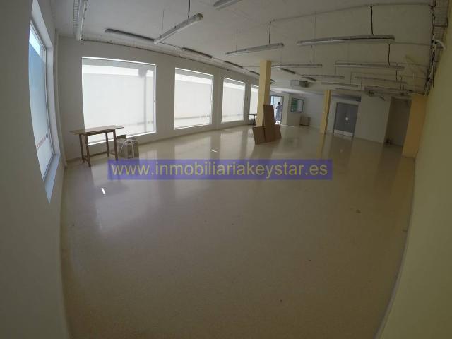 Local comercial en Alquiler en Levantina Montgavina Quintmar