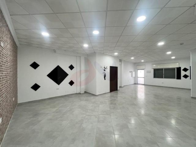 Local comercial en alquiler en Lebrija