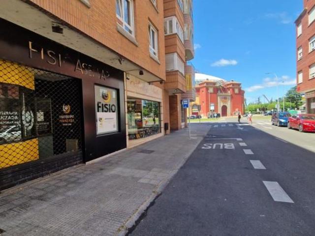 Local comercial en alquiler en León, Chantria