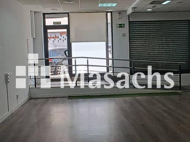 Local comercial en Alquiler en Les Arenes La Grípia Can Montllor