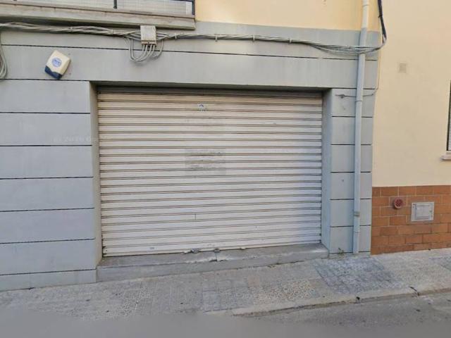 Local comercial en Alquiler en Les Roquetes