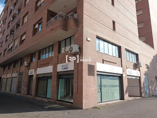 Local comercial en alquiler en Lleida, de 154 m² por 700