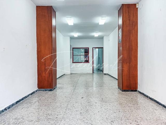 Local comercial en Alquiler en Llevant