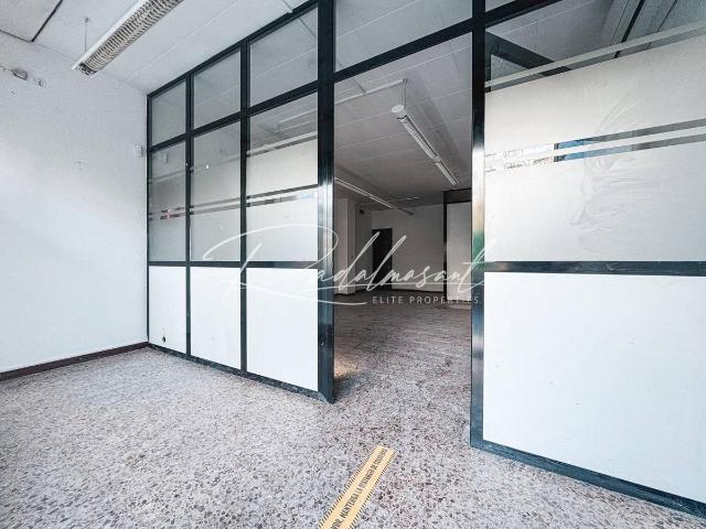 Local comercial en Alquiler en Llevant