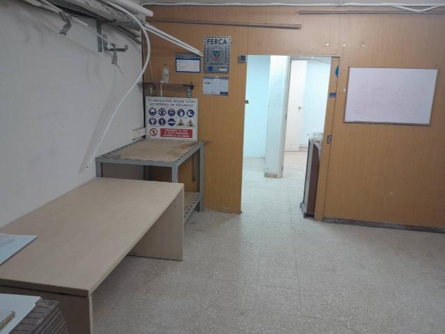 Local comercial en Alquiler en Llevant