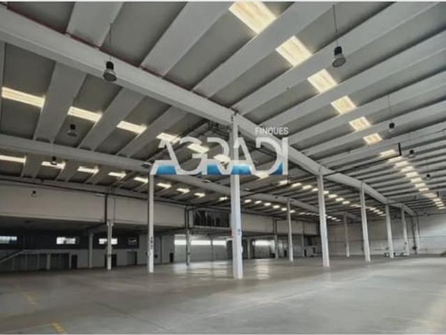 Local Comercial en alquiler en Llinars del Vallès, Barcelona