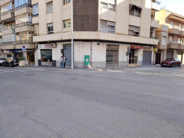 Local comercial en alquiler en Llíria, Centro