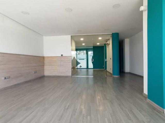 Local comercial en Alquiler en Molins de Rei