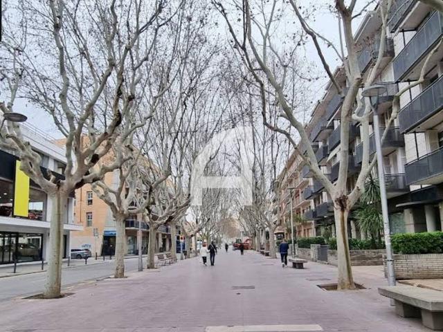 Local comercial en Alquiler en Molins de Rei