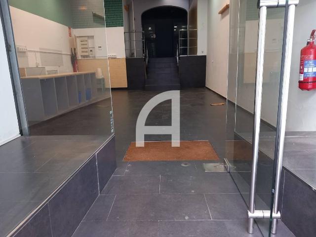 Local comercial en Alquiler en Molins de Rei
