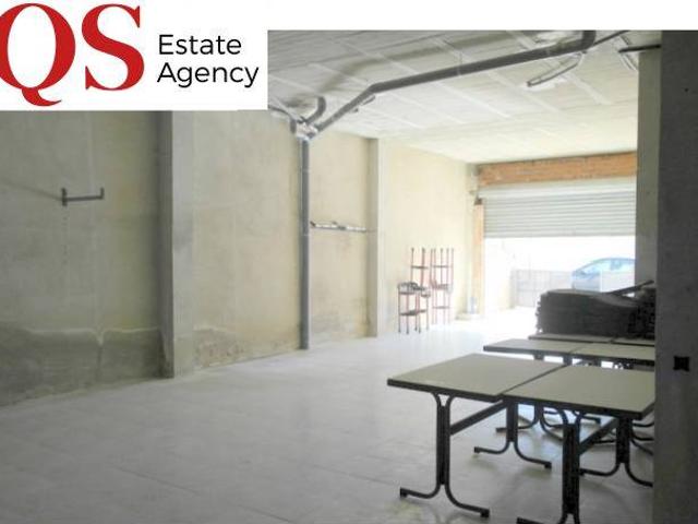 Local comercial en Alquiler en Mont Ferrant Joan Carles I