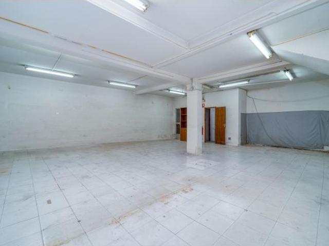 Local comercial en Alquiler en Madrid de las Caderechas, Madrid