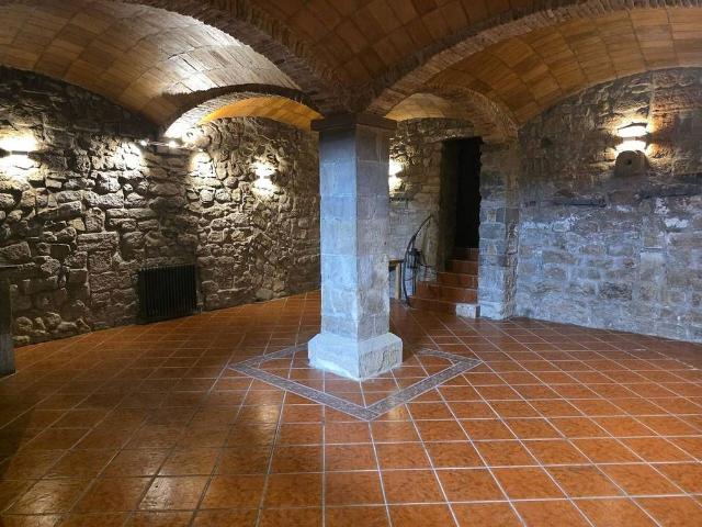 Local comercial en alquiler en Manresa, de 235 m² por 1.500