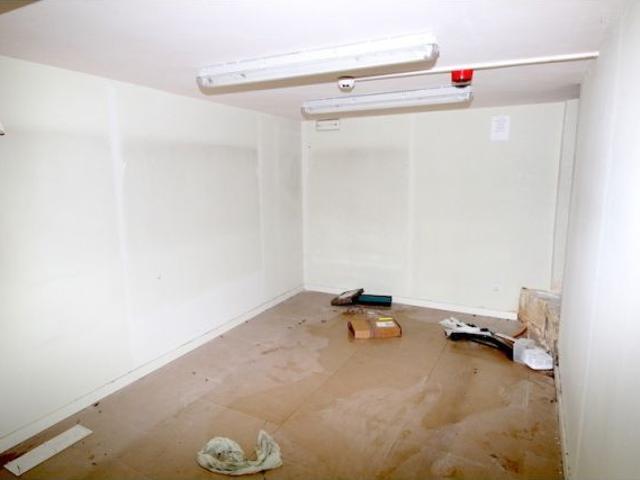 Local comercial en Alquiler en Marbella, Málaga