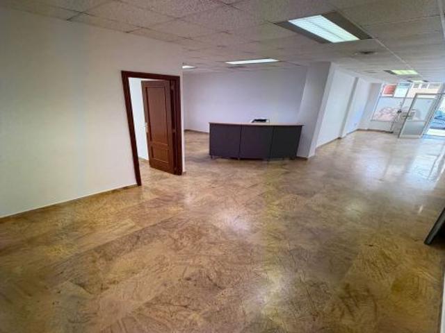 Local comercial en Alquiler en Marbella, Málaga