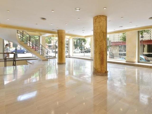 Local comercial en alquiler en Marbella, Marbella Centro